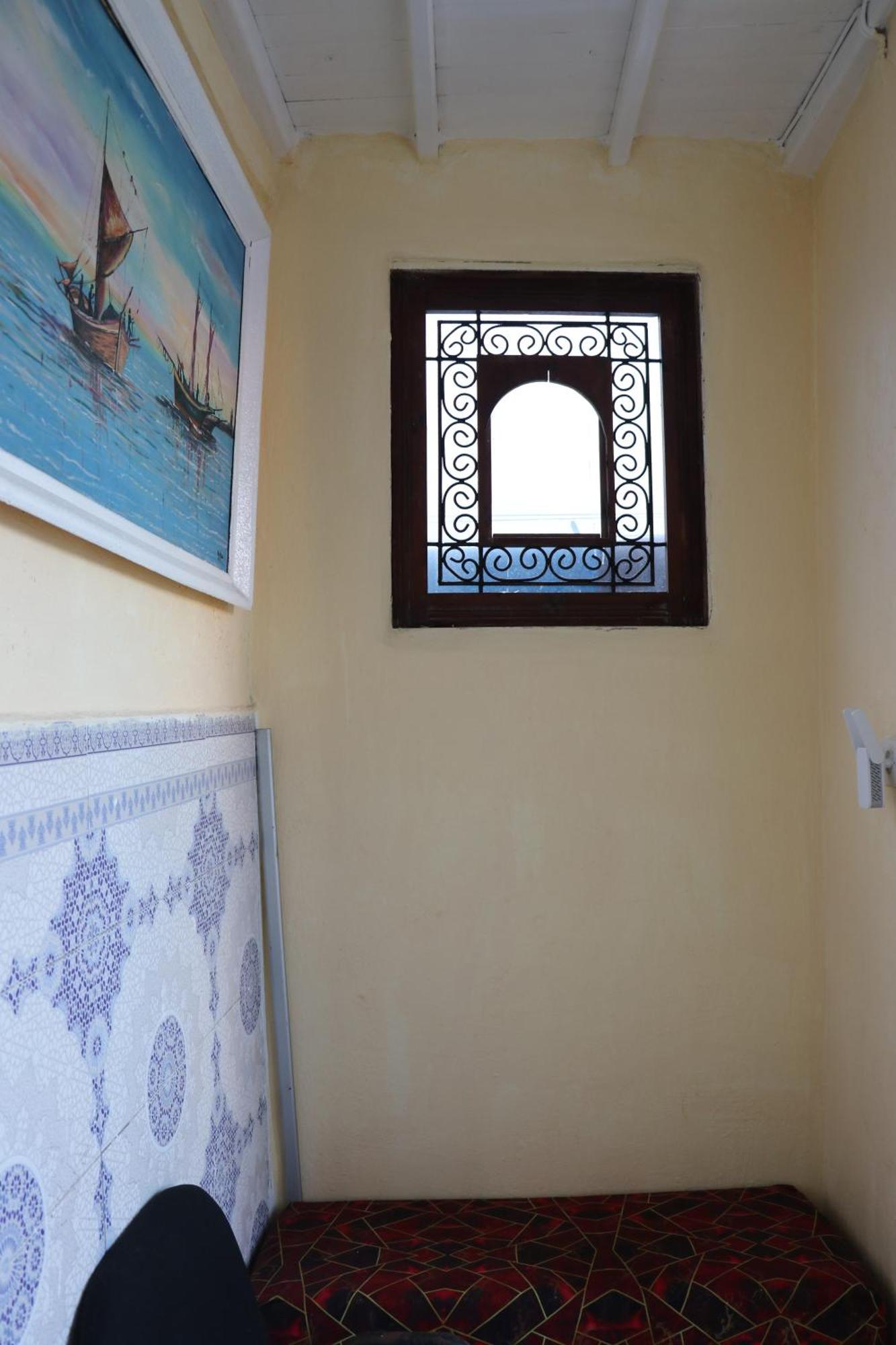 White And Blue Vandrerhjem Essaouira Eksteriør bilde